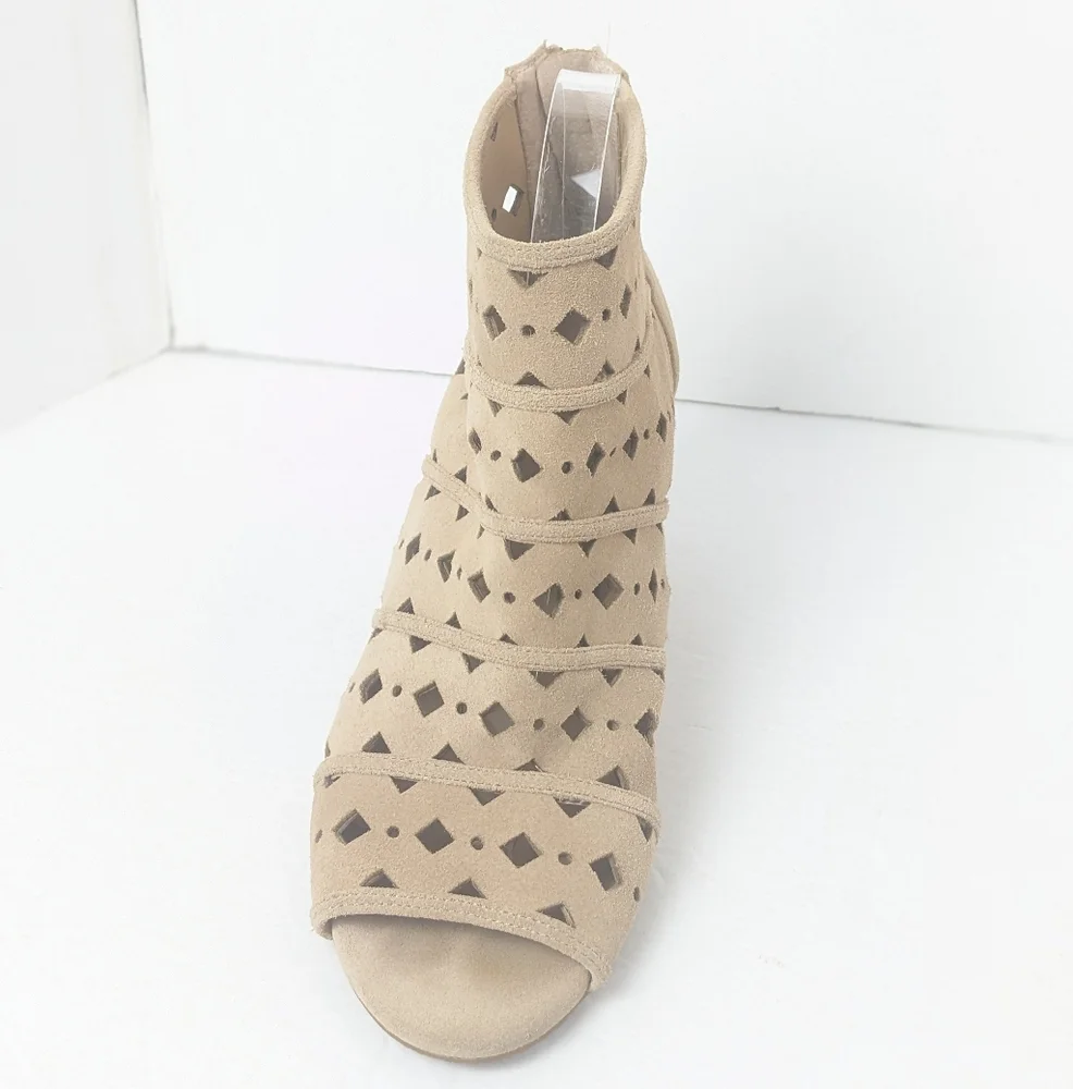 Michael Kors Uma Wedge - Picture 9 of 16